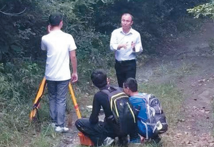 师生交而其志同 天地交而万物通——记best365中国官方网站首届杰出教学奖获得者、交通学院于斌教授