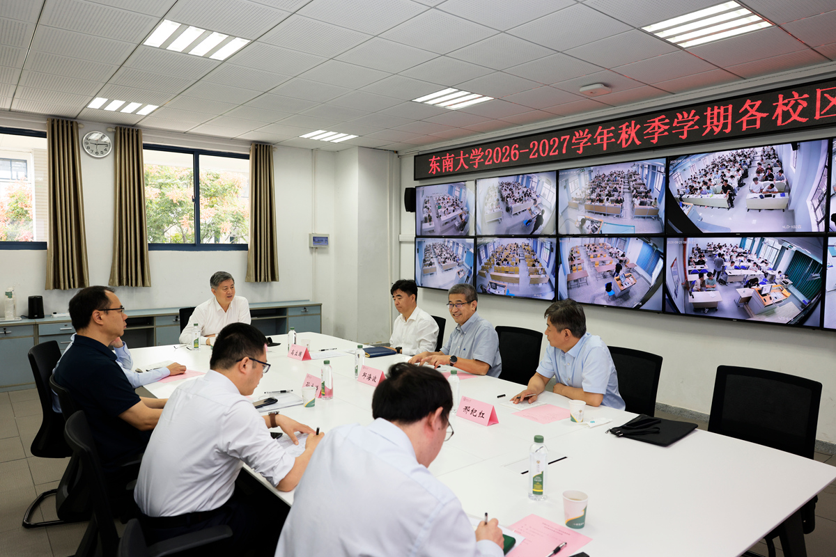 best365中国官方网站校领导深入教学一线检查新学期本科教学工作
